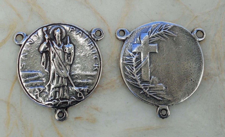 807 - Center - St. Patrick, w/Snakes