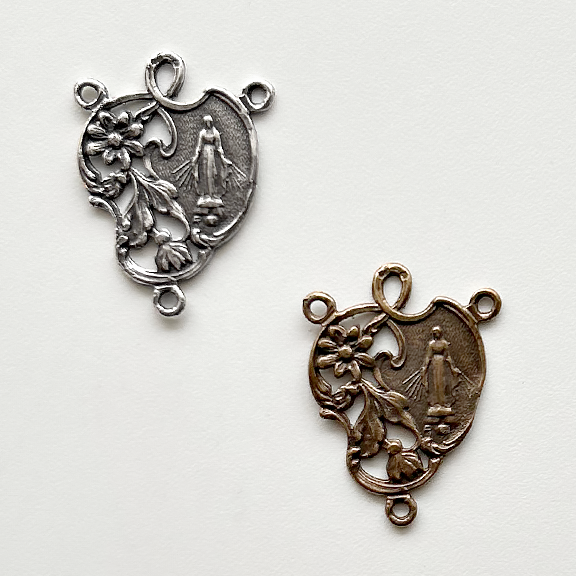 930 - Center, Miraculous with Flowers