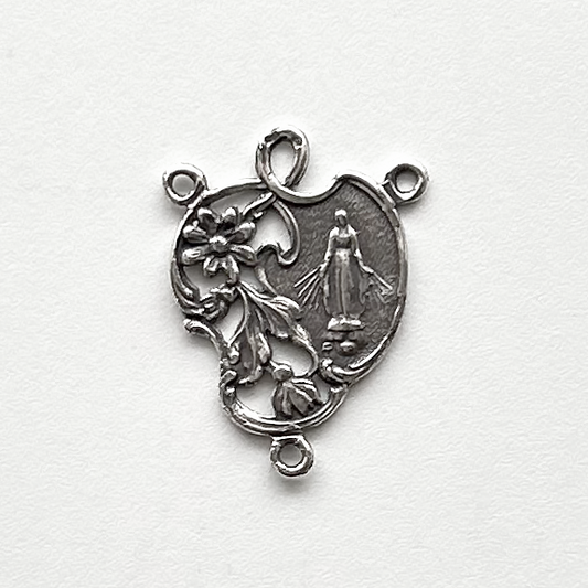 930 - Center, Miraculous with Flowers