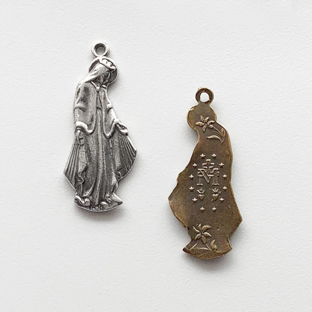 033 - Medal - Shaped Mary - Miraculous