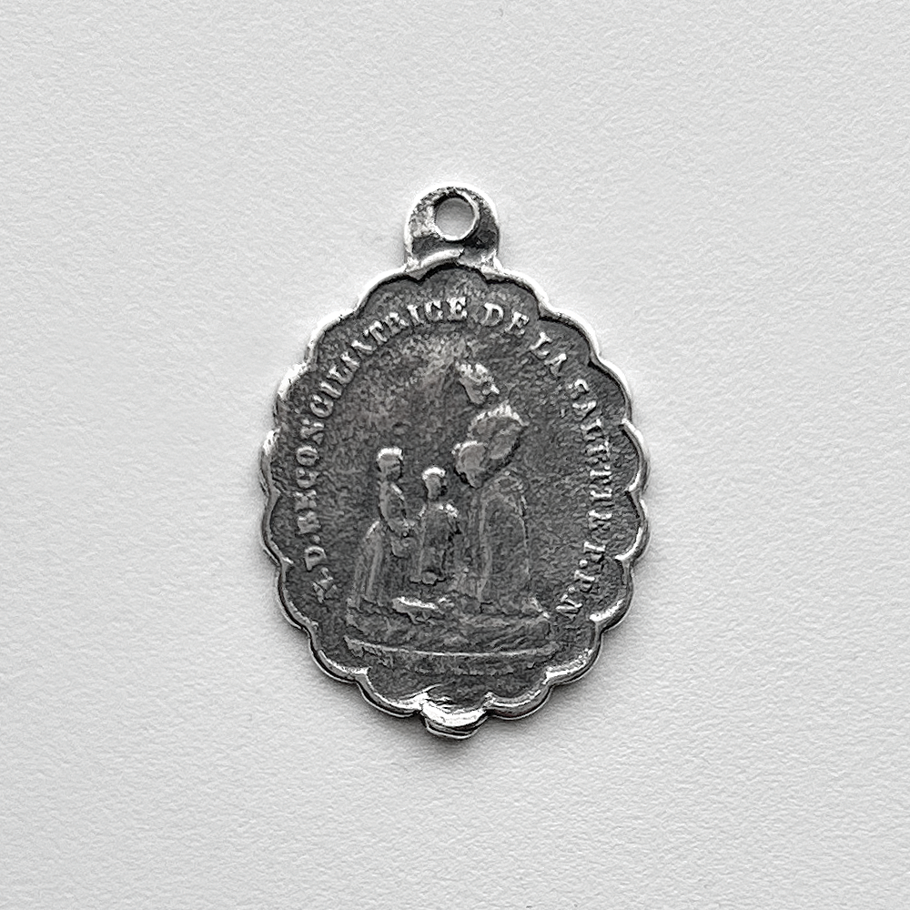 1015 - Medal - Our Lady of Salette