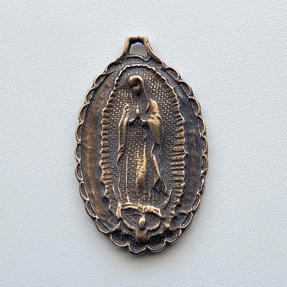 1137 - Medal - Guadalupe - Large