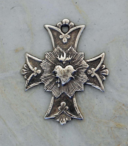 1147 - Medal - Pretty Little Cross, Sacred Heart