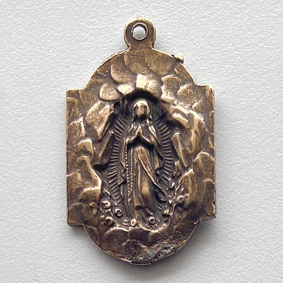 1160 - Medal - Mary in the Grotto - 1"