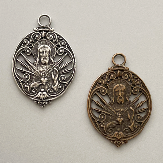 1163 - Medal - Sacred Heart w/openwork