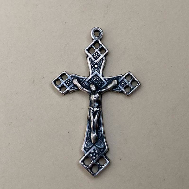 371 - Crucifix, Lourdes