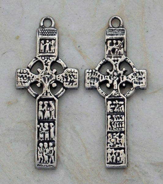 1320 CROSS/PENDANT/MEDAL, Celtic Cross with Intricate designs