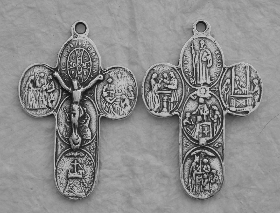 1324 CRUCIFIX, PENDANT, St. Benedict, Benoit -France/Sacraments