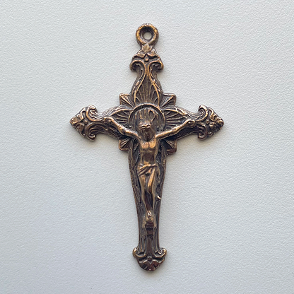 1409 - CRUCIFIX, Double Sided with Ferns and Flowers, IHS 2"