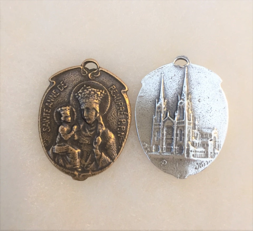 1416 MEDAL, St. Anne of Beaupre with Infant, Jesus