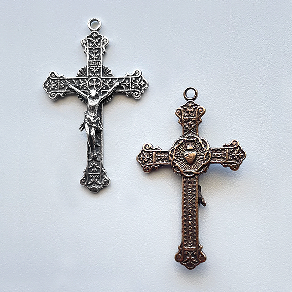 1516 – CRUCIFIX, 2 sided with Sacred Heart and Beautiful Details 2"