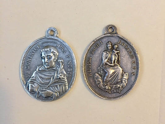 1531 MEDAL/ PENDANT - St. Dominic OPN/ Queen of the Holy Rosary