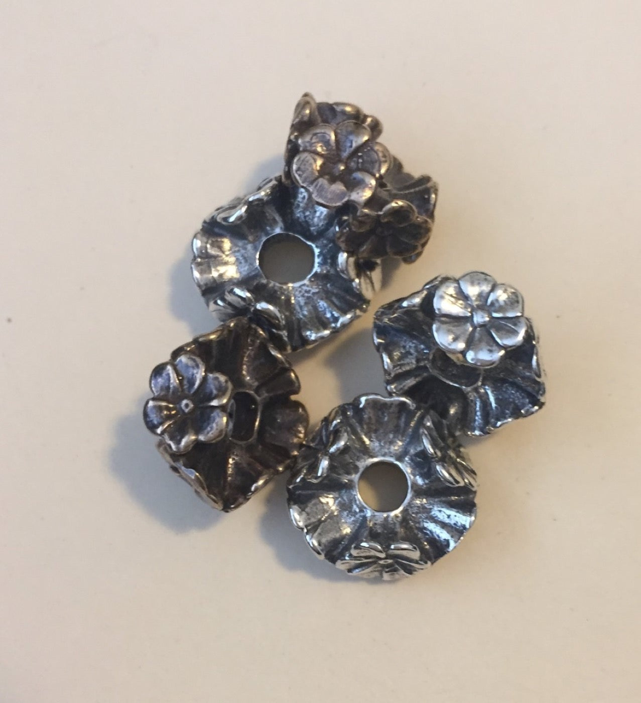 1545 SPACER/BEAD - Floral, Large and Beautiful