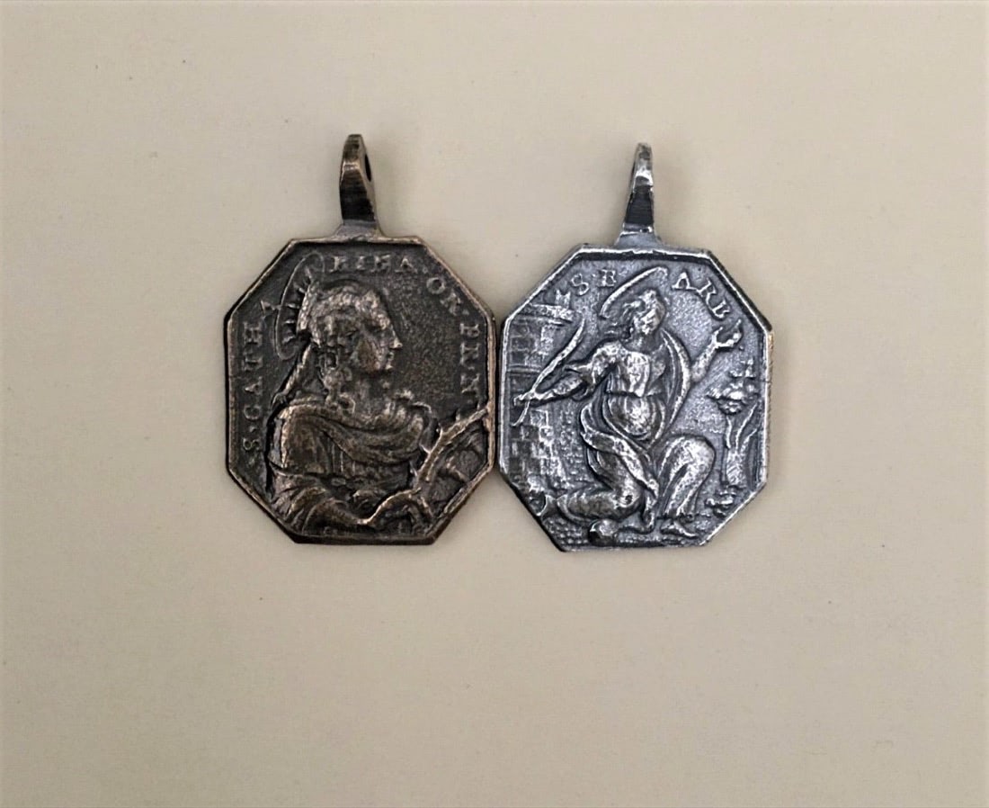 1576 MEDAL - St. Catherine of Alexandria/St. Barbara, Patroness of Teachers and Students, French Colonial