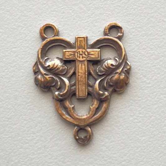 236 - Center - Heart with Cross - 5/8"