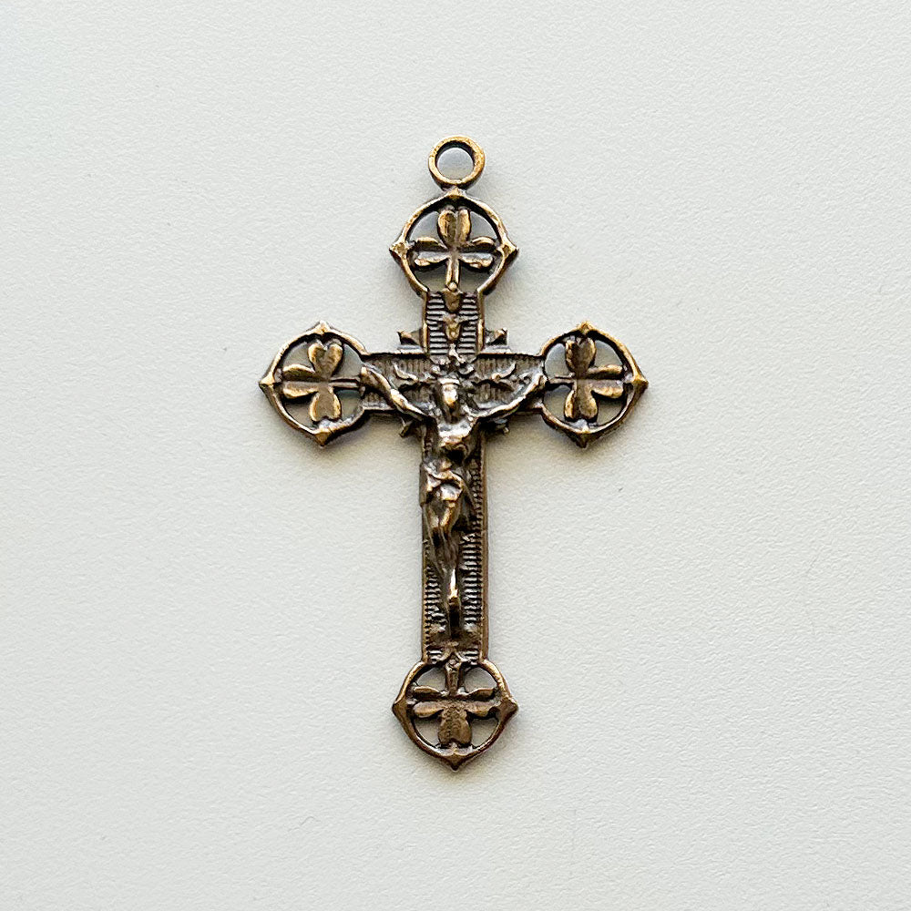 386 - Crucifix, Shamrock