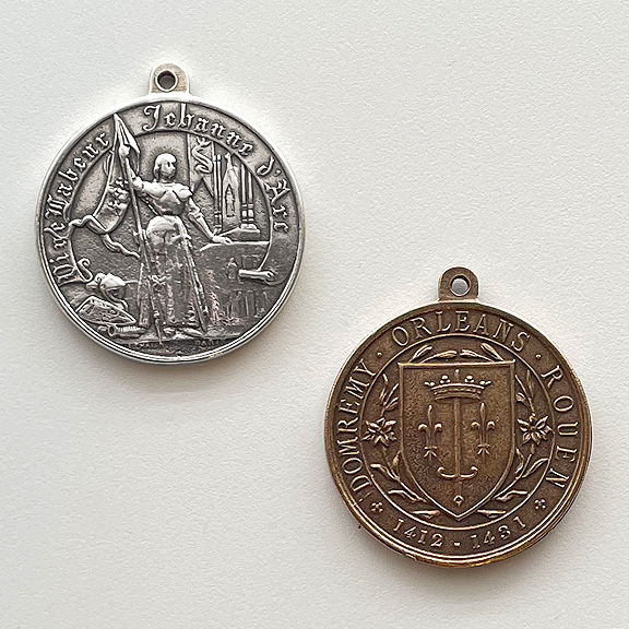 440 - Medal, Joan of Arc, France, Large - 1 1/2"
