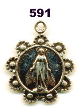 591 - Medal, Mary w/Daisy Wreath
