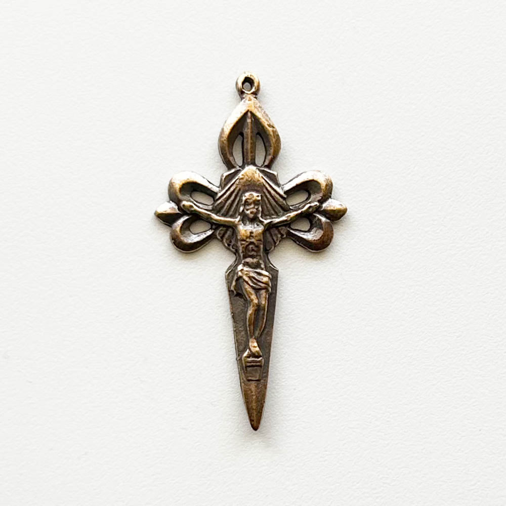 600 - Crucifix, St. James