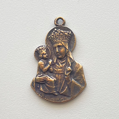 605 - Medal, St. Anne DeBeaupre 1"