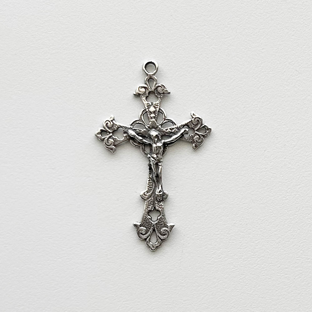 700 - Crucifix, Delicate and Fine