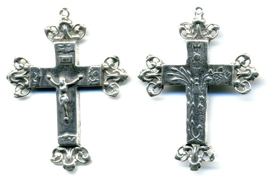 833 - Crucifix, Ornate, Eucharist/Flowers Etched Back