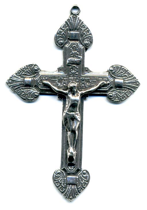 946 - Crucifix - Elegant and Old